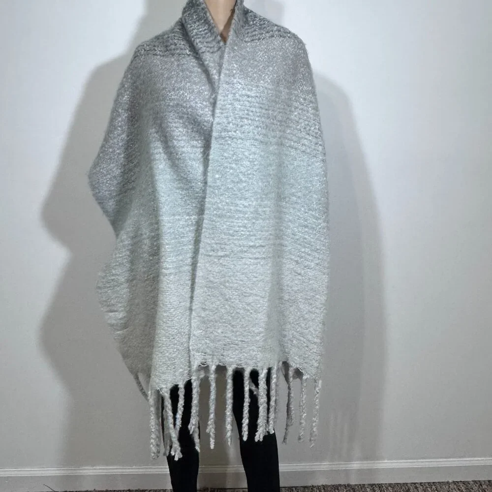 MER SEA Women's Cozy Travel Wrap Blanket Scarf Gray Ombre Stripes 20” X 80”